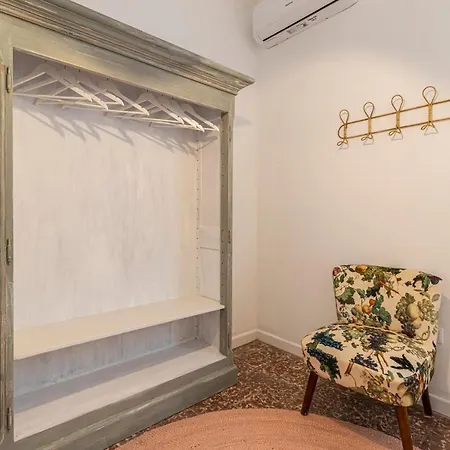 Apartament El Balcon De La Bodega - Luxurious In Jerez With Gym *